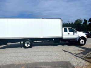 2011 FORD F750 SD