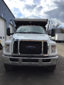 2023 FORD F750 SD