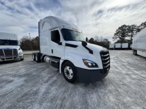 2020 FREIGHTLINER CASCADIA 126