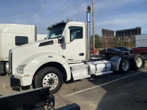 2016 KENWORTH T880