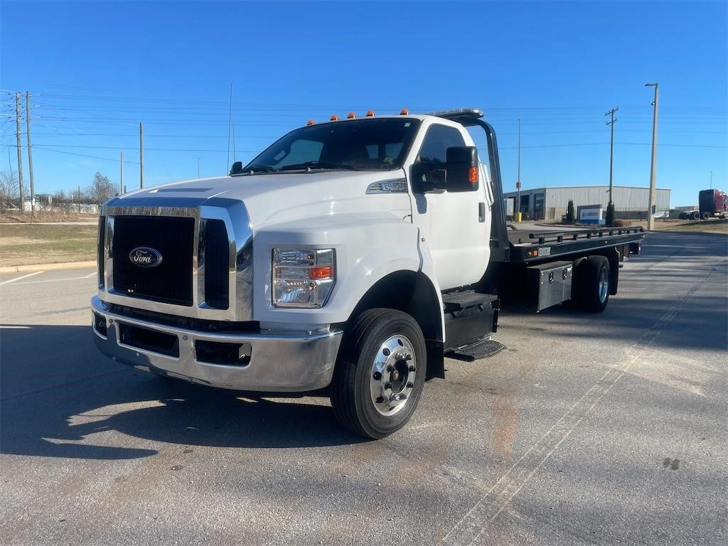 2021 FORD F650 SD