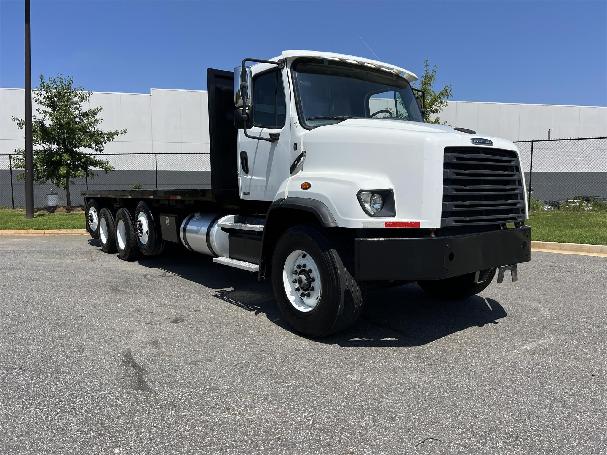 2016 FREIGHTLINER 114SD