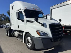 2020 FREIGHTLINER CASCADIA 126