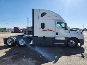 2021 FREIGHTLINER CASCADIA 126