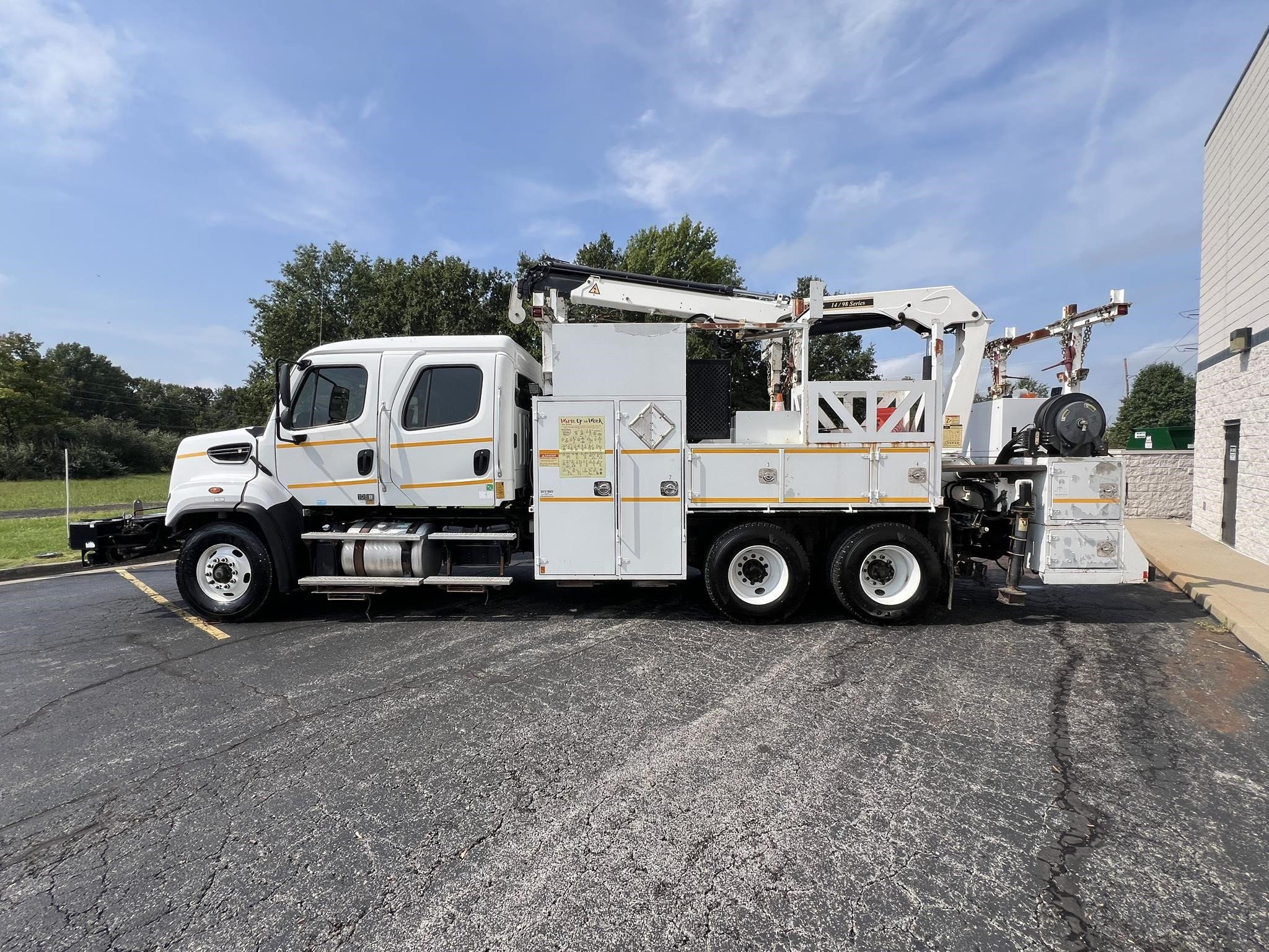 2015 FREIGHTLINER 108SD