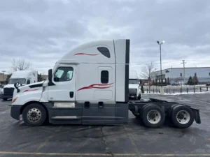 2021 FREIGHTLINER CASCADIA 126