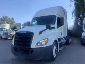 2020 FREIGHTLINER CASCADIA 126