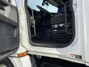 2020 FREIGHTLINER CASCADIA 126