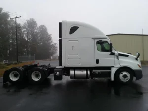 2020 FREIGHTLINER CASCADIA 126