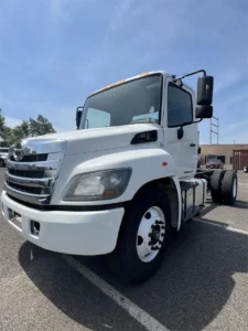 2018 HINO 268A