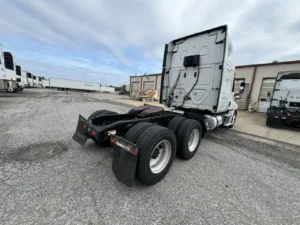 2020 FREIGHTLINER CASCADIA 126