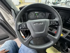 2020 FREIGHTLINER CASCADIA 126