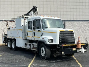 2015 FREIGHTLINER 108SD