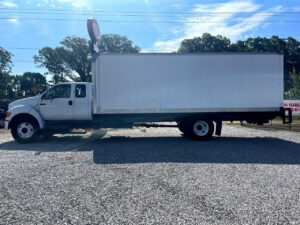 2011 FORD F750 SD